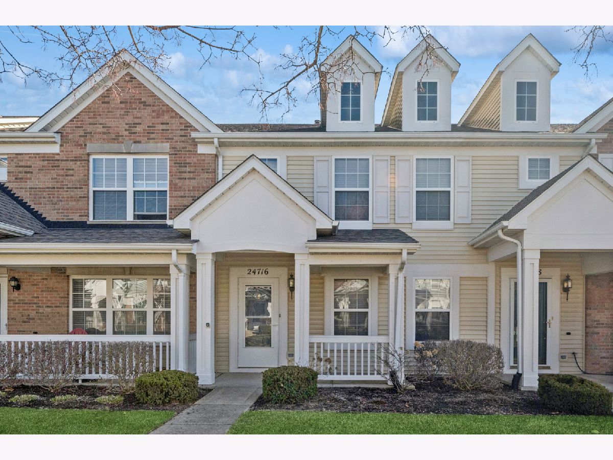 Townhomes For Sale Patriot Square Plainfield Illinois, 24716 George Washington Drive