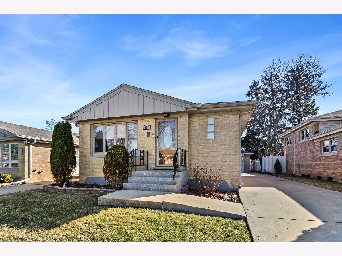  For Sale Niles Illinois, 8653 Merrill Street