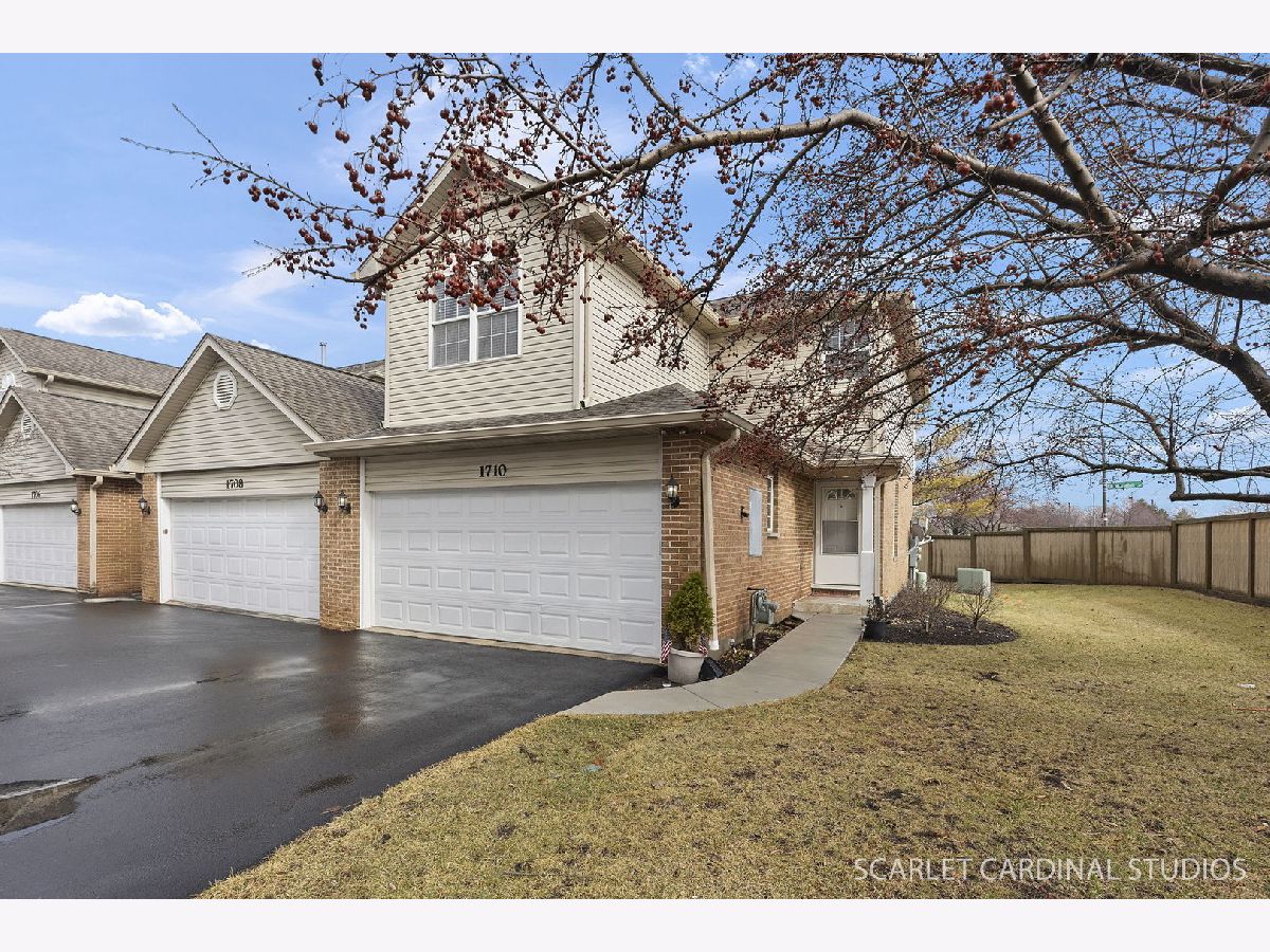  For Sale Naperville Illinois, 1710 Windward Avenue