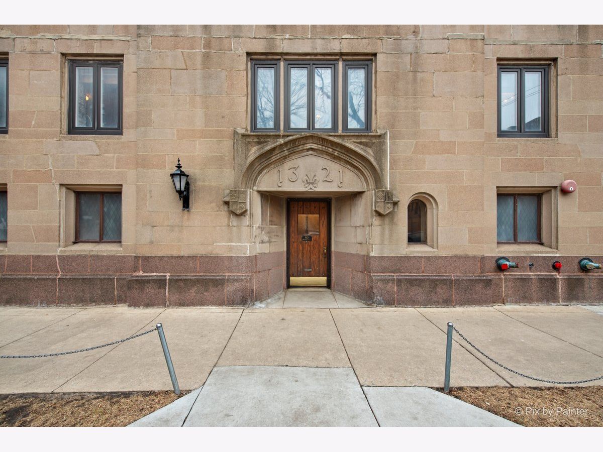  For Sale Chicago Illinois, 1321 56th Street