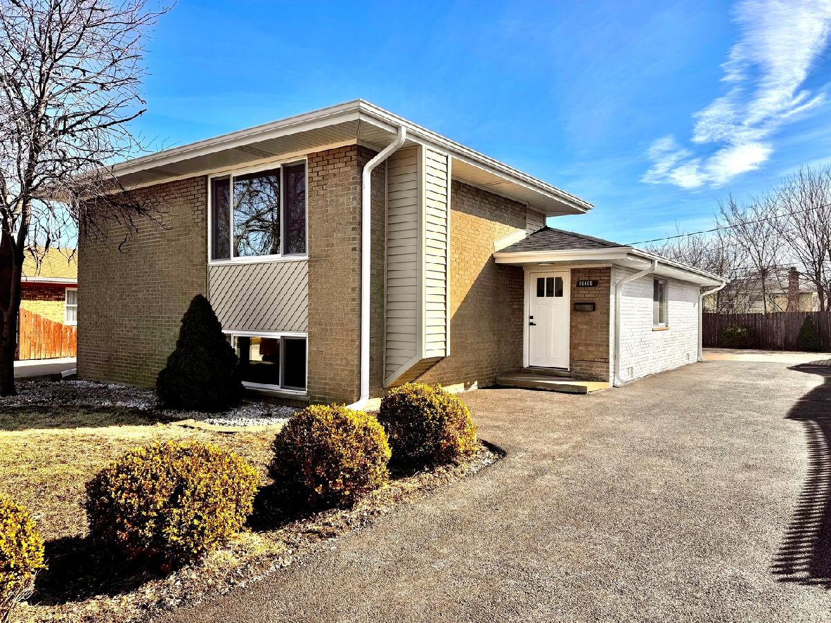  For Sale Oak Forest Illinois, 16465 Terry Lane