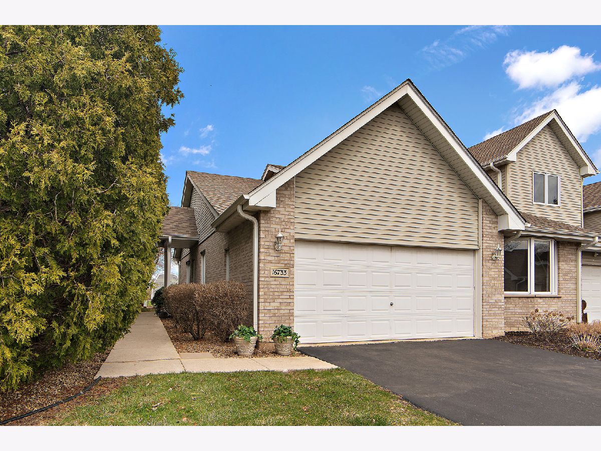  For Sale Orland Park Illinois, 16733 Summercrest Avenue
