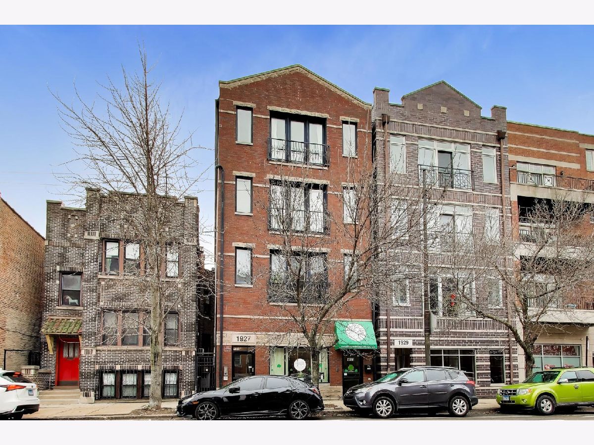  For Sale Chicago Illinois, 1927 Belmont Avenue