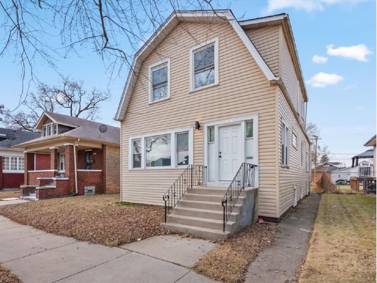  For Sale Chicago Illinois, 8030 Constance Avenue