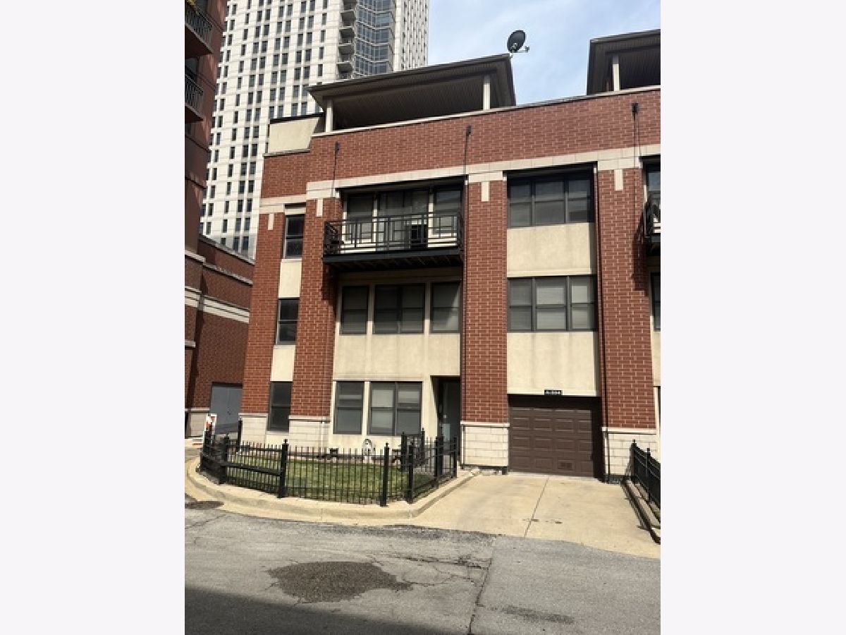  For Sale Chicago Illinois, 334 Jefferson Street