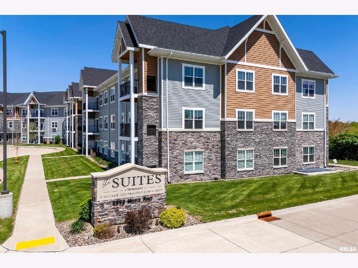 Condos & Townhomes For Sale Slaven Bettendorf Iowa, 2592 Middle Road