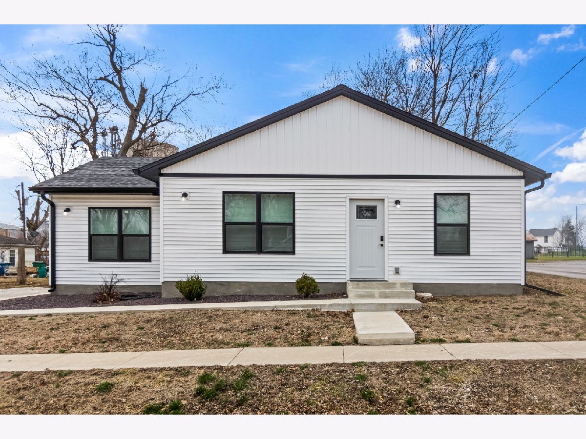  For Sale Towanda Illinois, 105 East Street