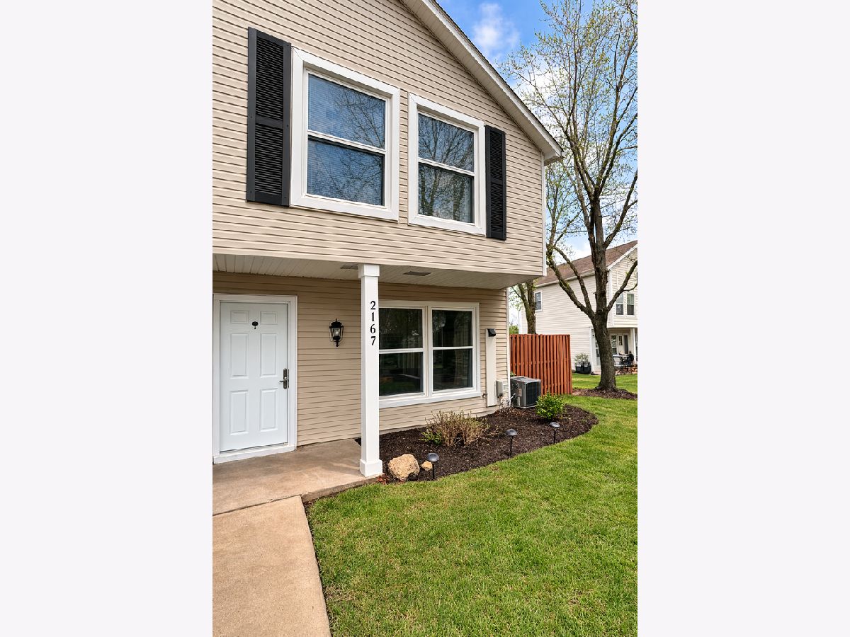  For Rent Palatine Illinois, 2167 Heather