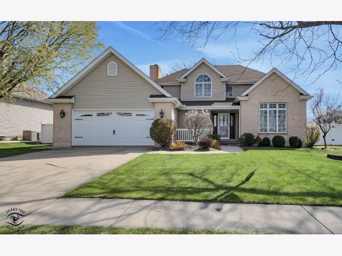 Homes For Sale Twin Ridge Bourbonnais Illinois, 586 Jeremy Drive