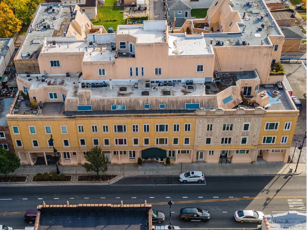  For Sale Berwyn Illinois, 6337 Roosevelt Road