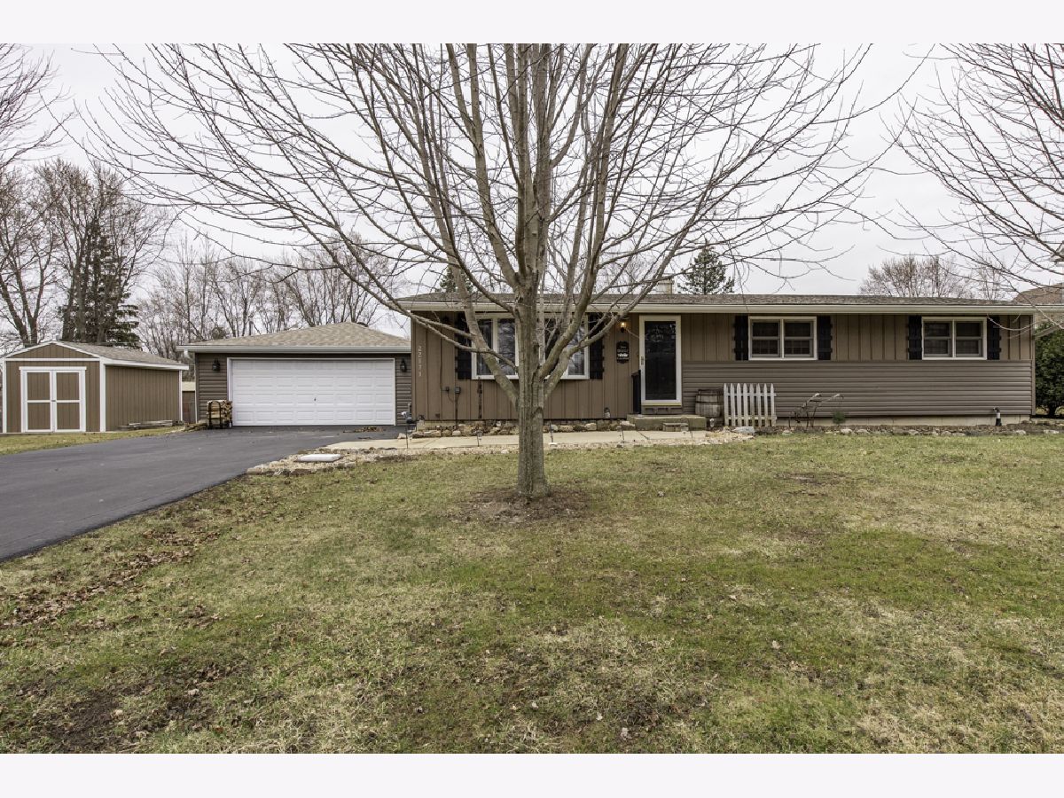  For Sale Antioch Illinois, 22171 Pineview Drive