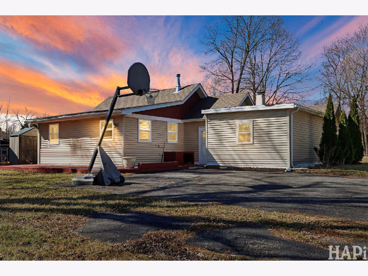  For Sale Antioch Illinois, 42522 Lake Avenue