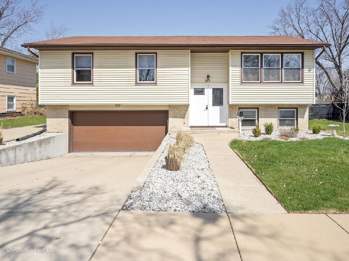 Homes & Condos & Townhomes Sold Reskins Glendale Heights Illinois, 266 Marilyn