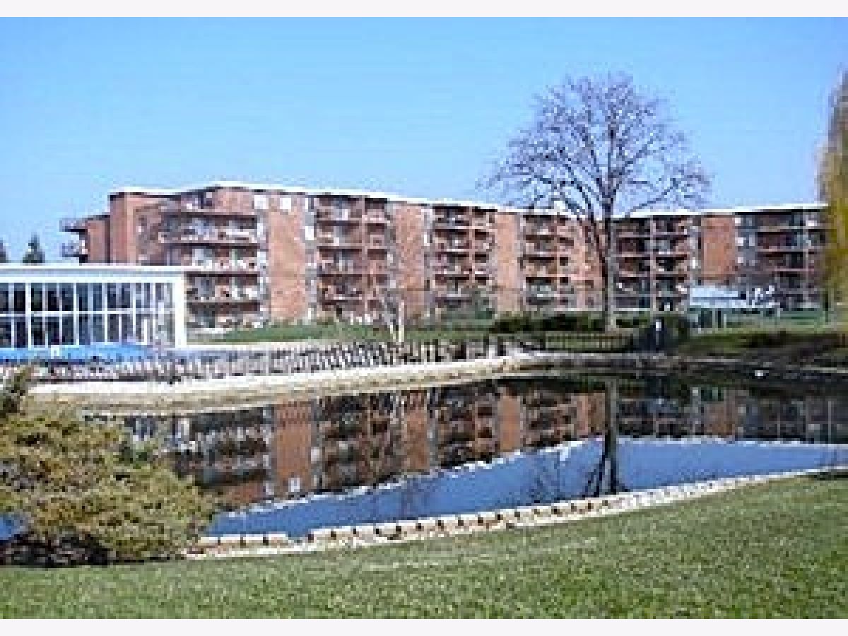  For Rent Prospect Heights Illinois, 16 Old Willow