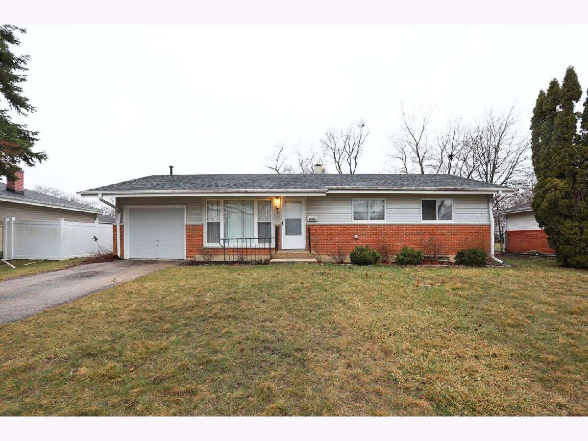  For Sale Hoffman Estates Illinois, 230 Princeton Street