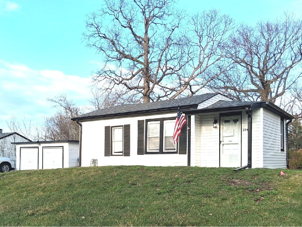  For Sale North Chicago Illinois, 2241 Wallace Avenue