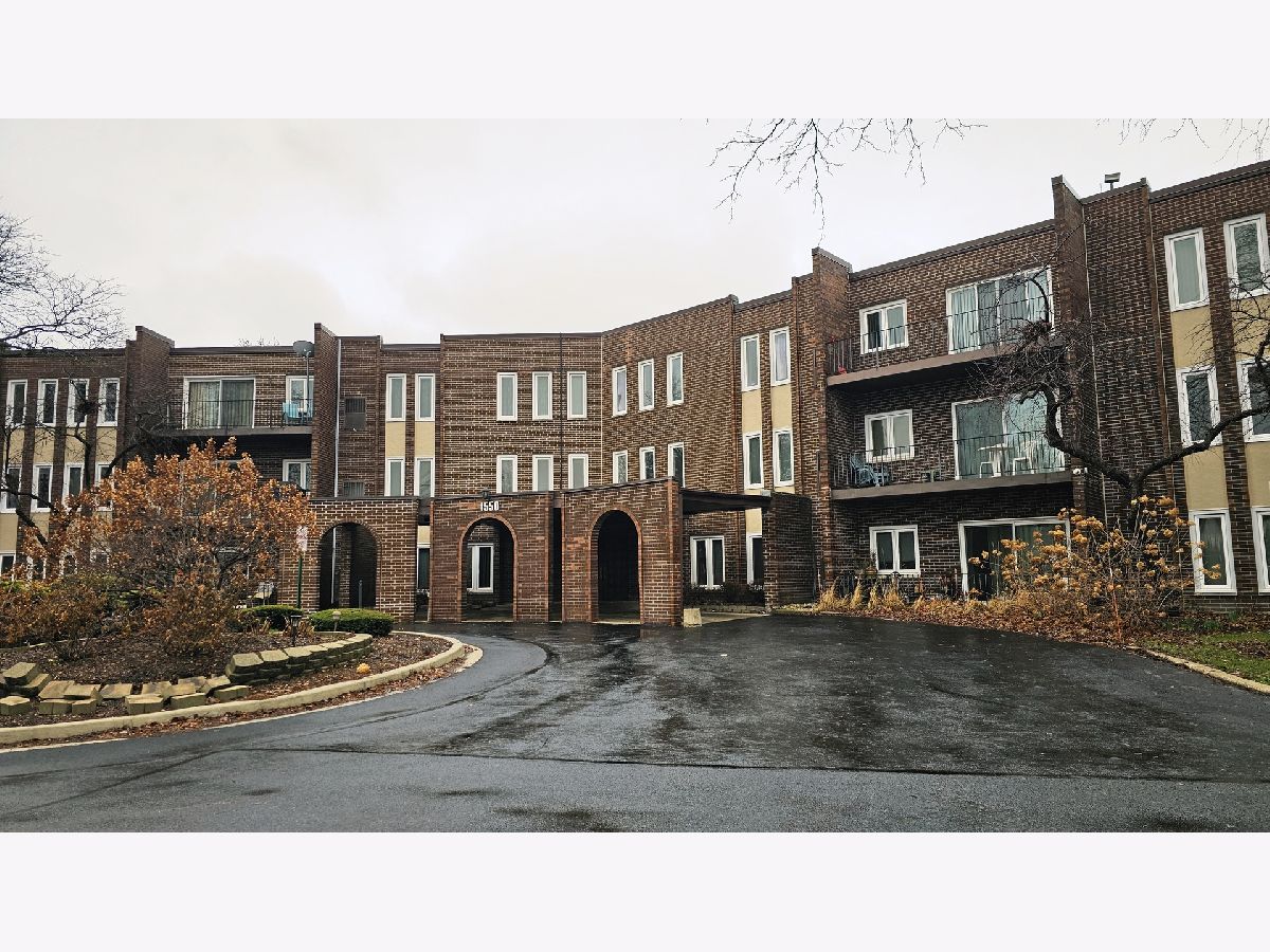  For Rent Wheeling Illinois, 1550 Sandpebble