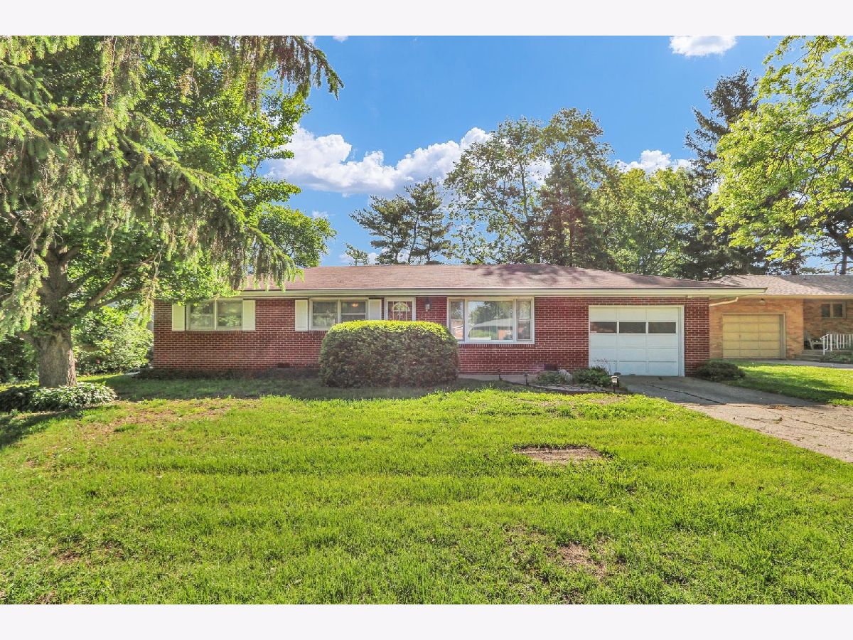  For Sale Champaign Illinois, 2112 Campbell Drive
