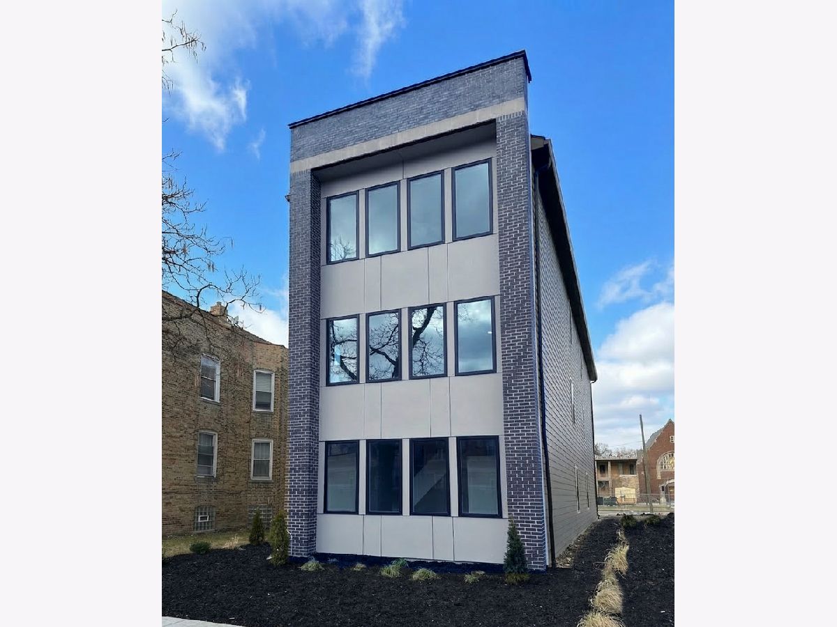  For Sale Chicago Illinois, 3316 Adams Street