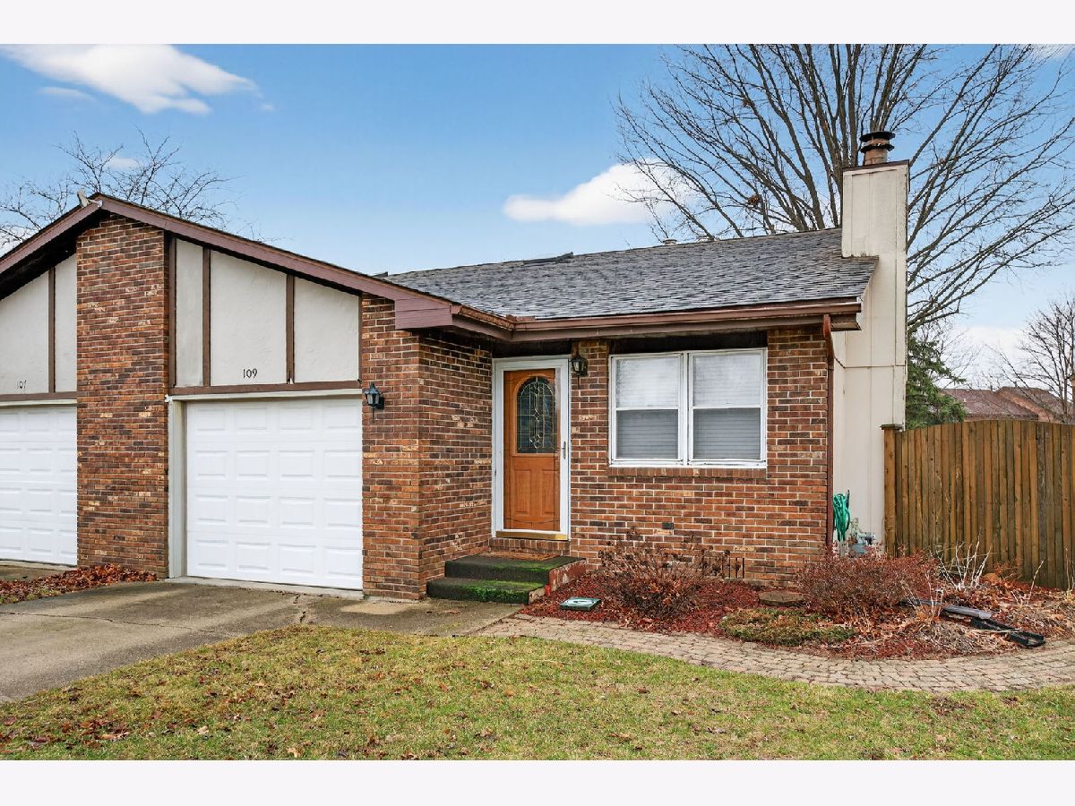  For Sale Morris Illinois, 109 Doe Circle