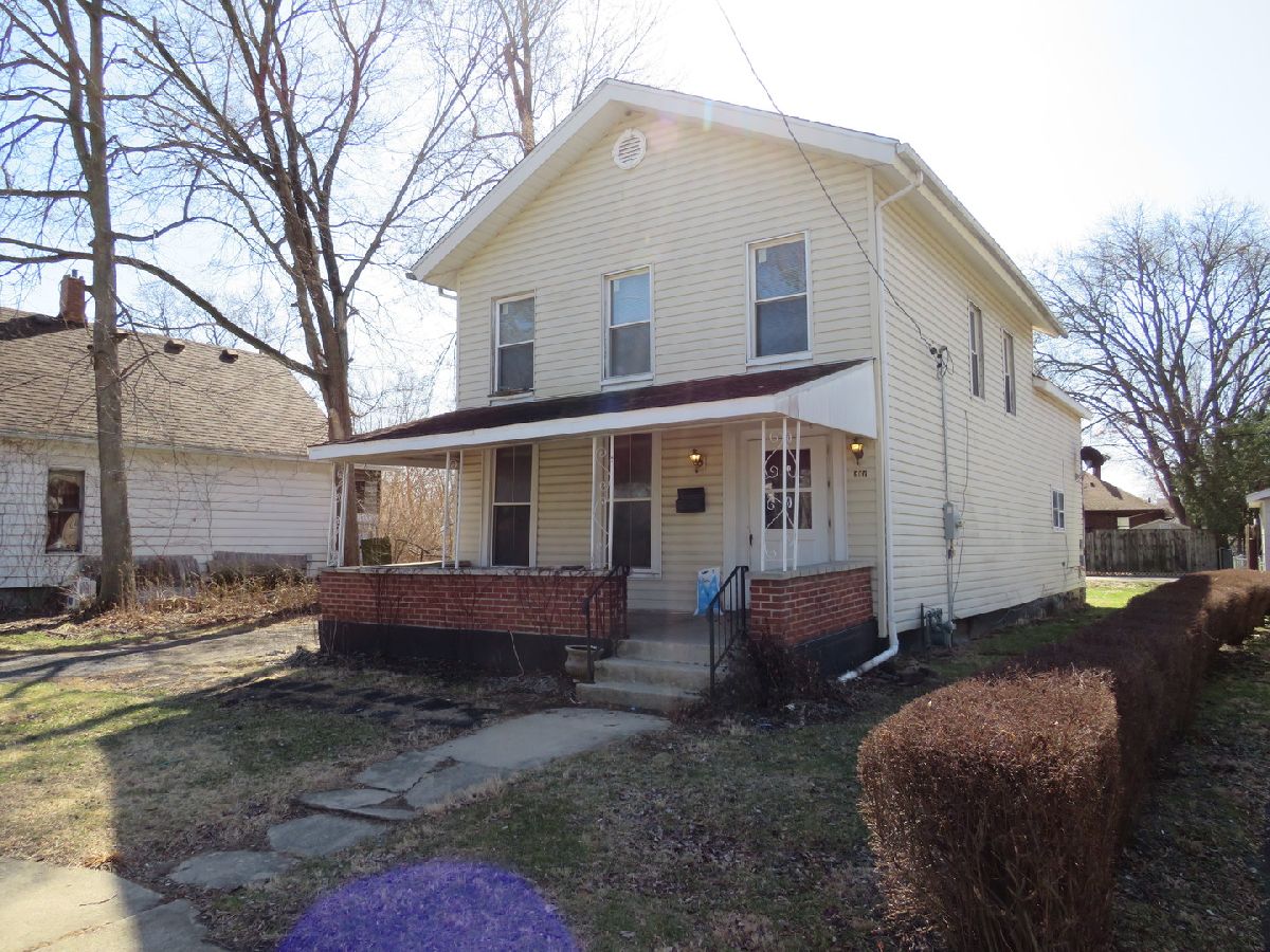  For Sale Ottawa Illinois, 317 Deleon Street