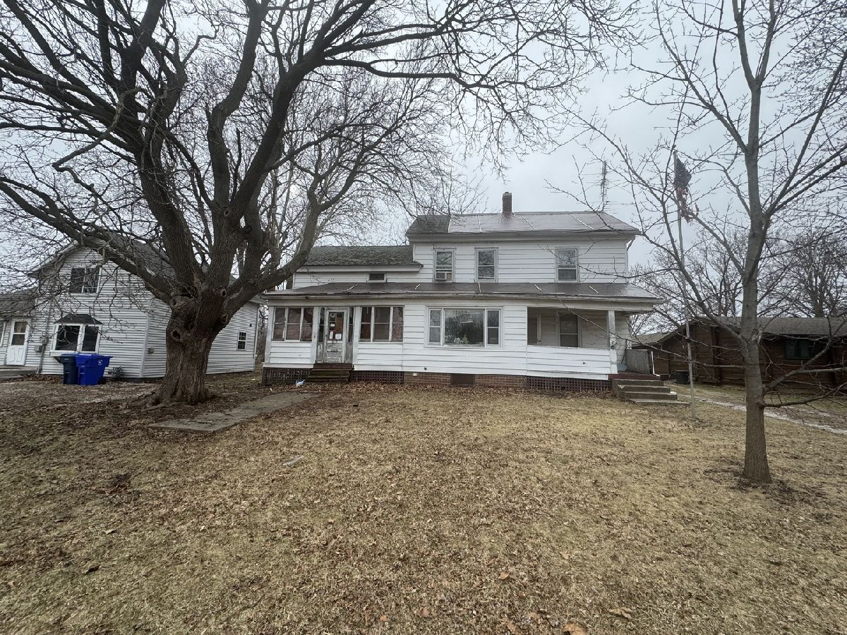  For Sale Kewanee Illinois, 819 Monroe Street