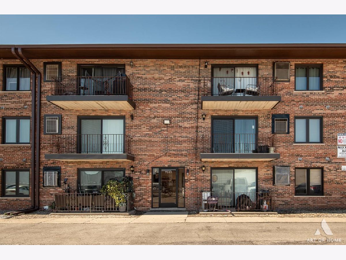  For Sale Bridgeview Illinois, 7347 79th Place