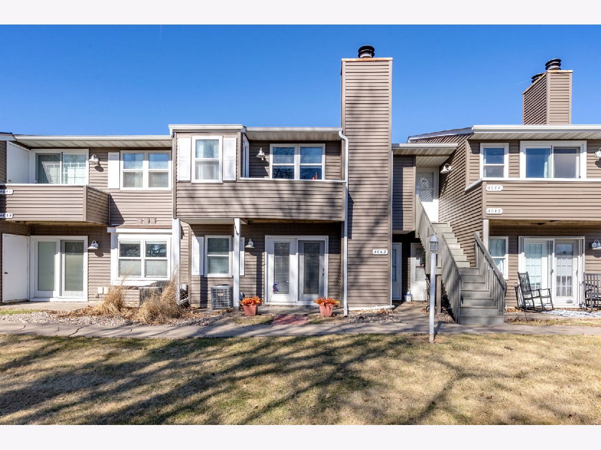  Sold Bettendorf Iowa, 4643 Crow Creek