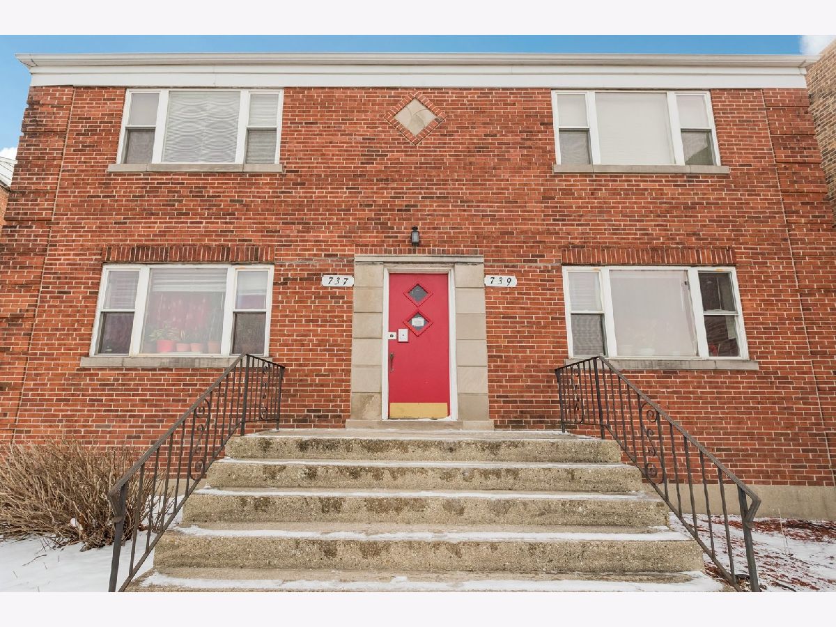  For Sale Oak Park Illinois, 737-739 Garfield Street