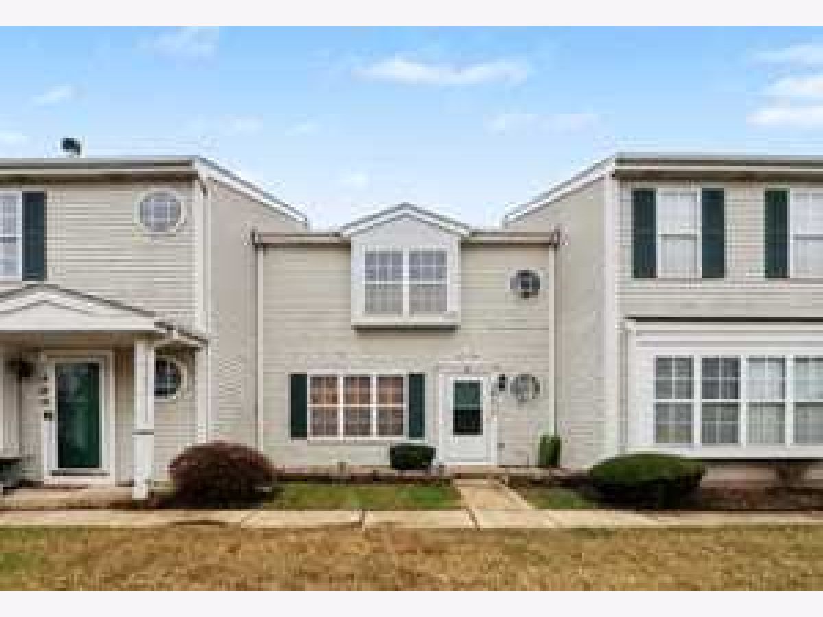  For Sale Joliet Illinois, 1911 Cherrywood Court