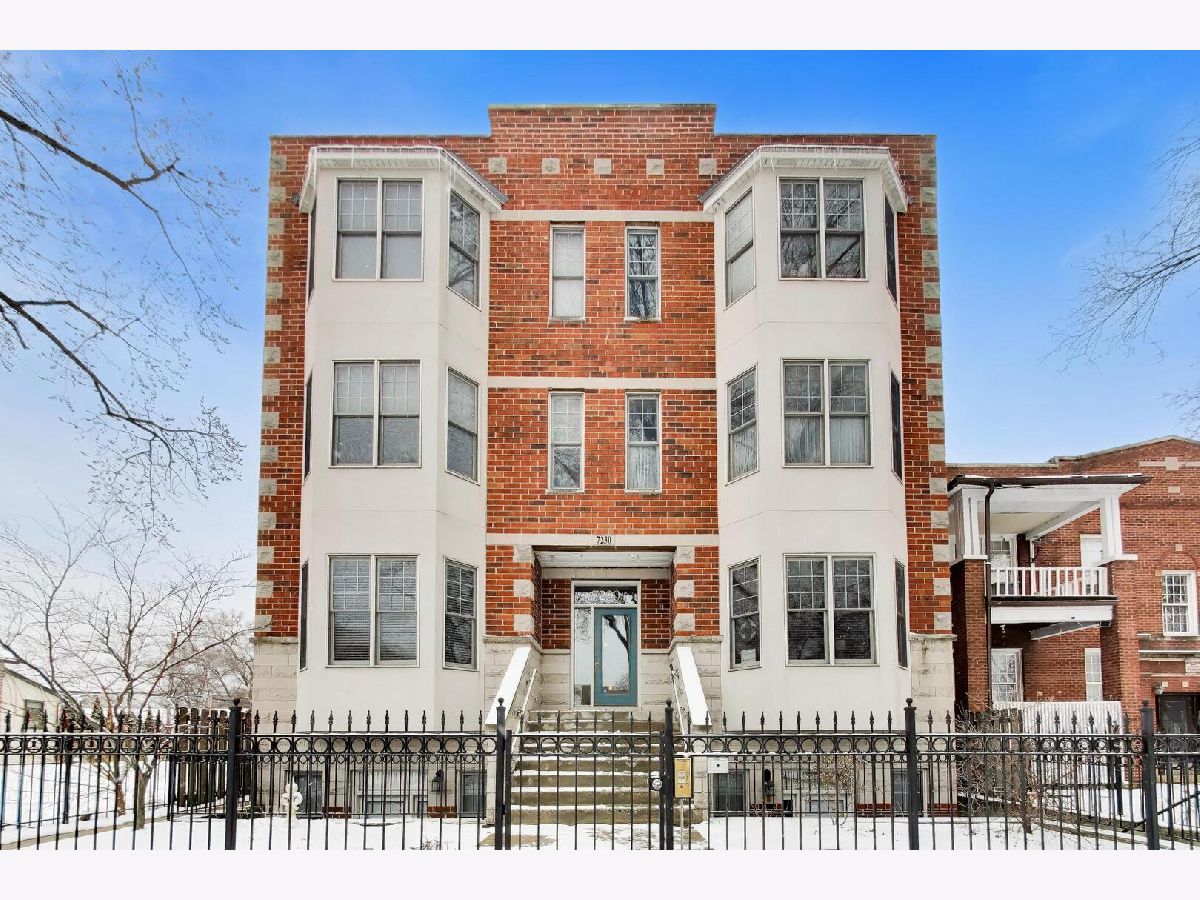  For Sale Chicago Illinois, 7230 Oakley Avenue