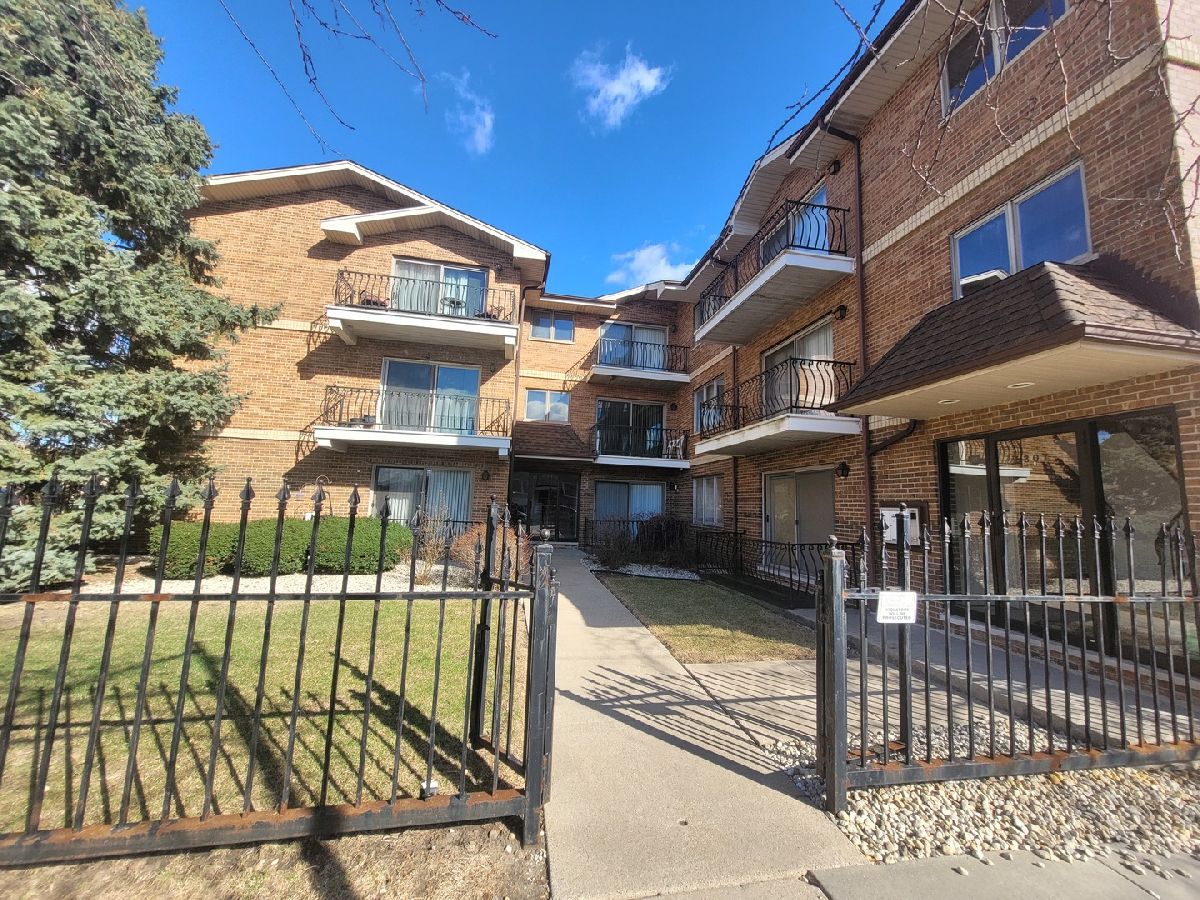  For Sale Chicago Illinois, 6305 Nashville Avenue