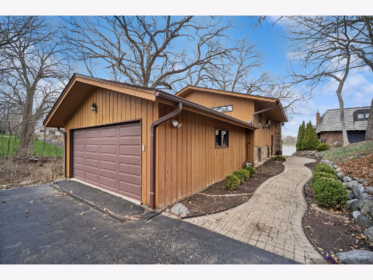 Homes For Sale Lake In The Hills Estates Lake In The Hills Illinois, 128 Hickory Road