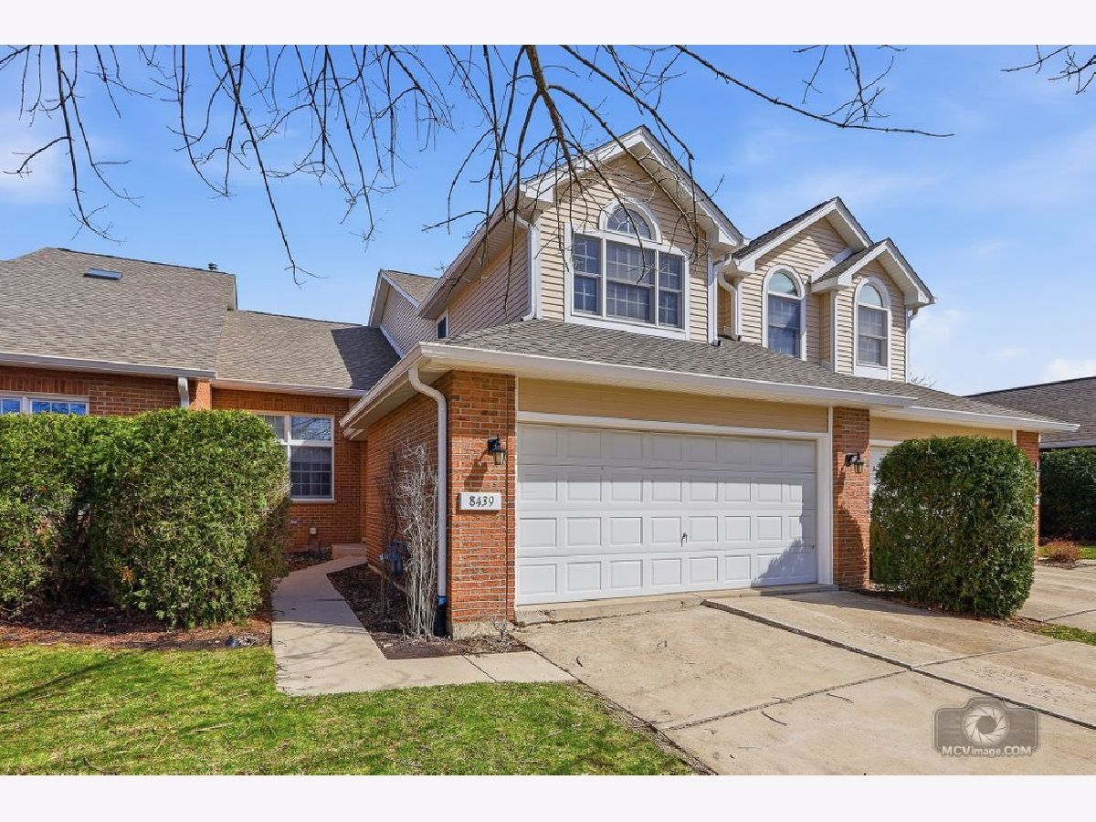  For Sale Darien Illinois