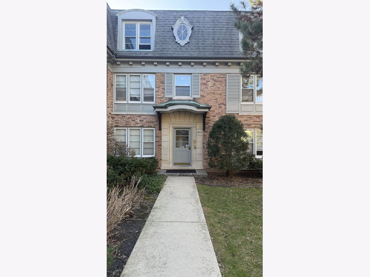  For Rent Evanston Illinois, 1923 Sherman