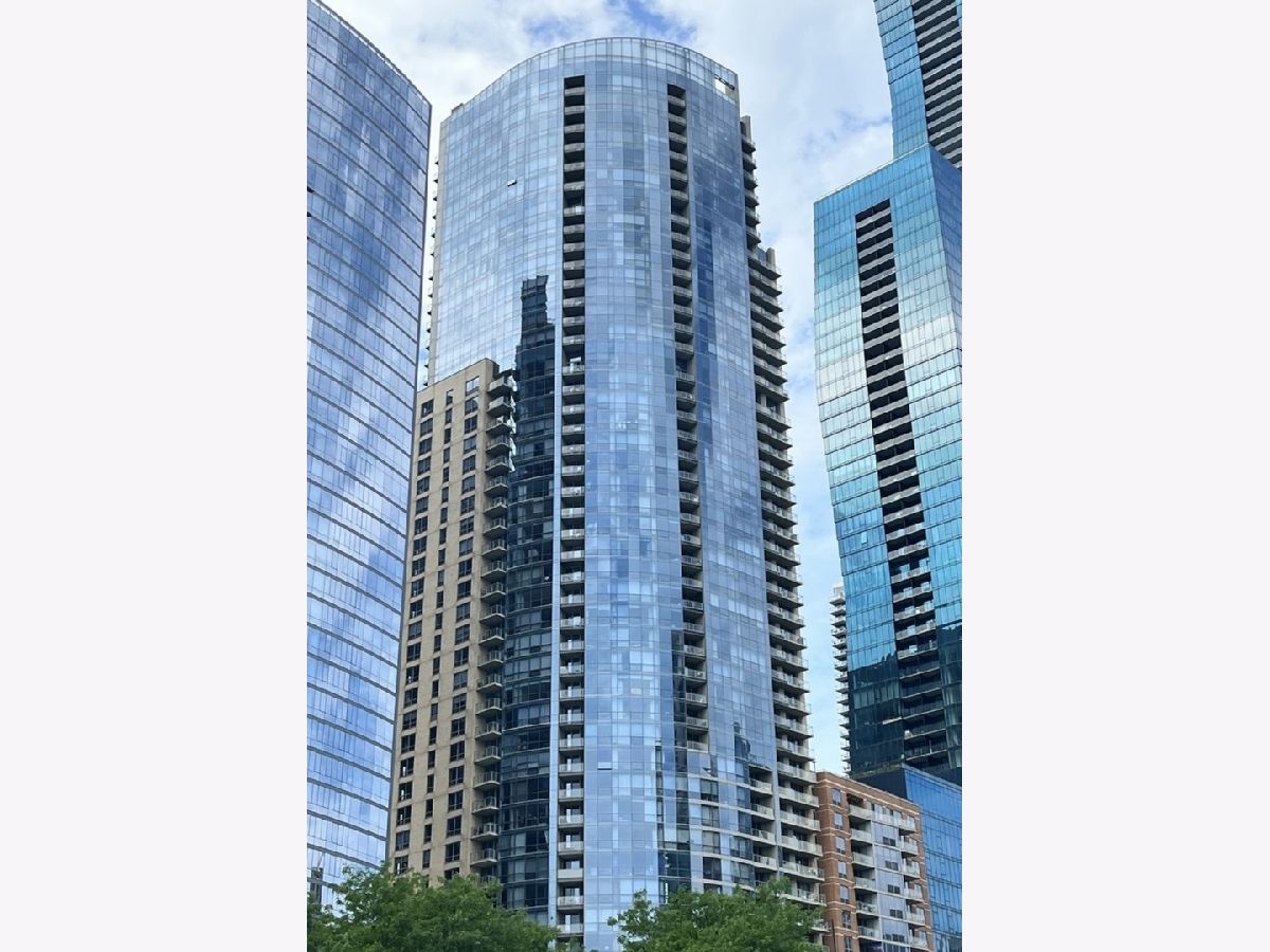  For Sale Chicago Illinois, 420 Waterside Drive