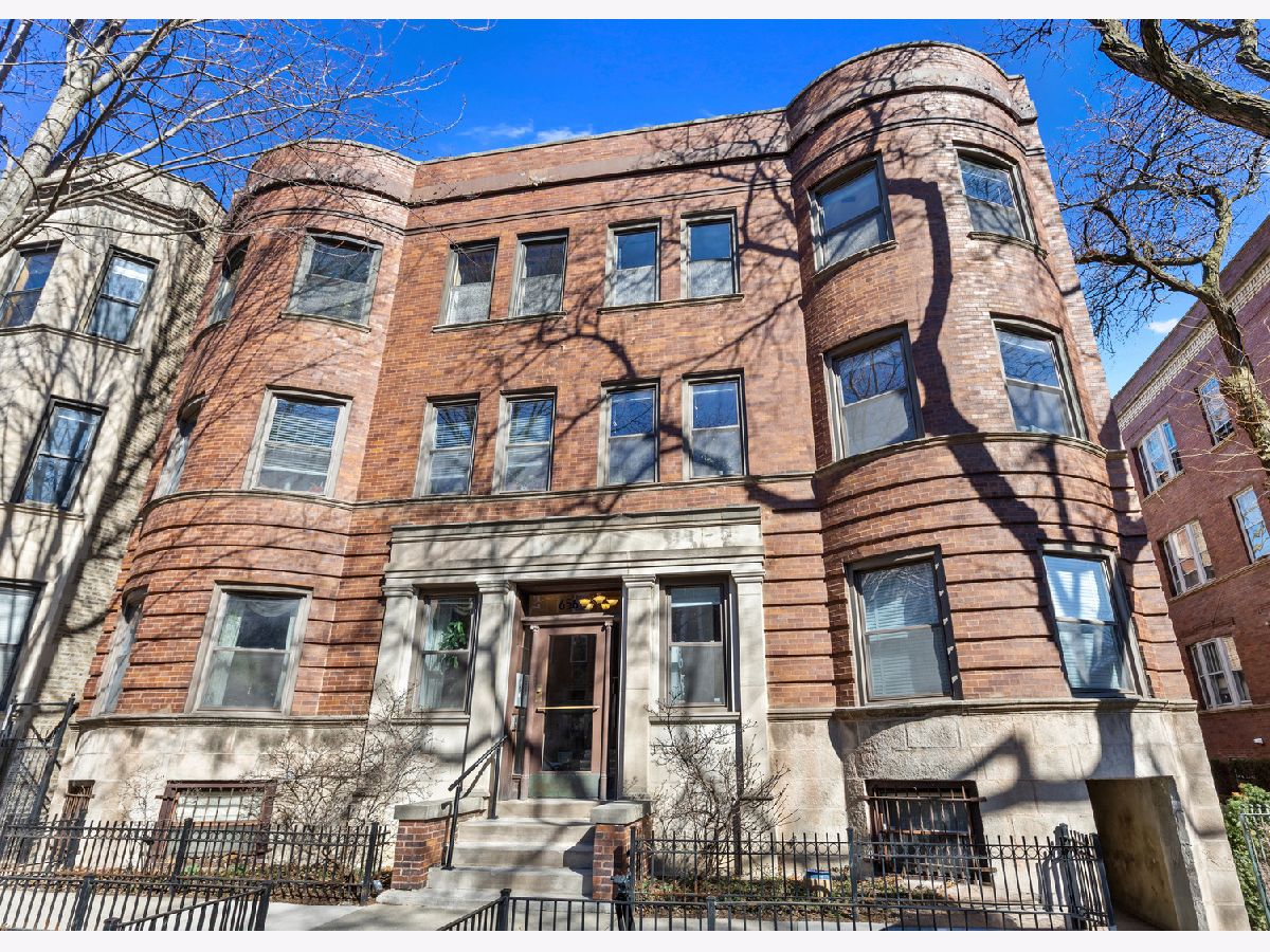  For Sale Chicago Illinois, 656 Buckingham Place