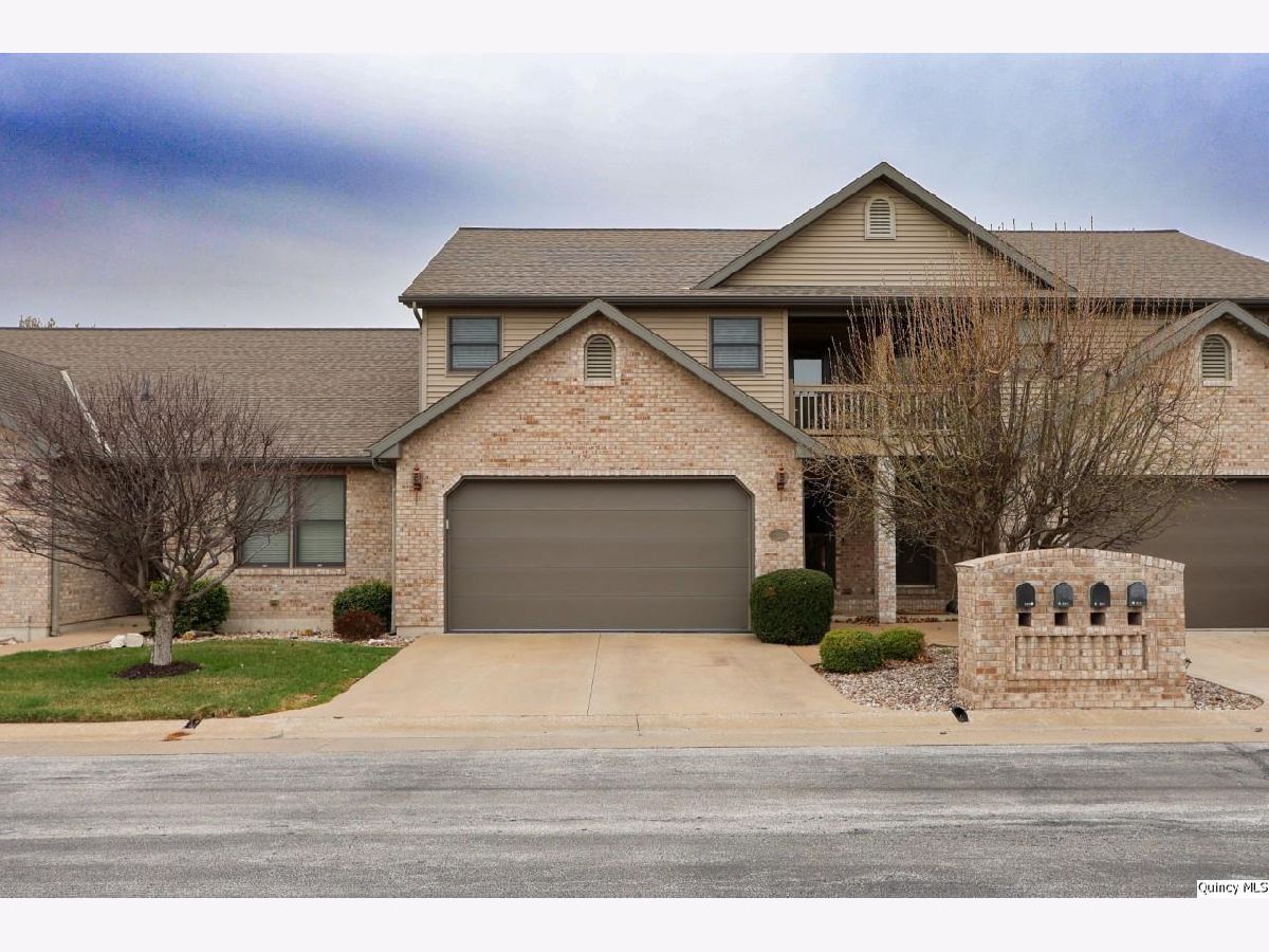  For Sale Quincy Illinois, 3904 Abbey Ridge Ct.