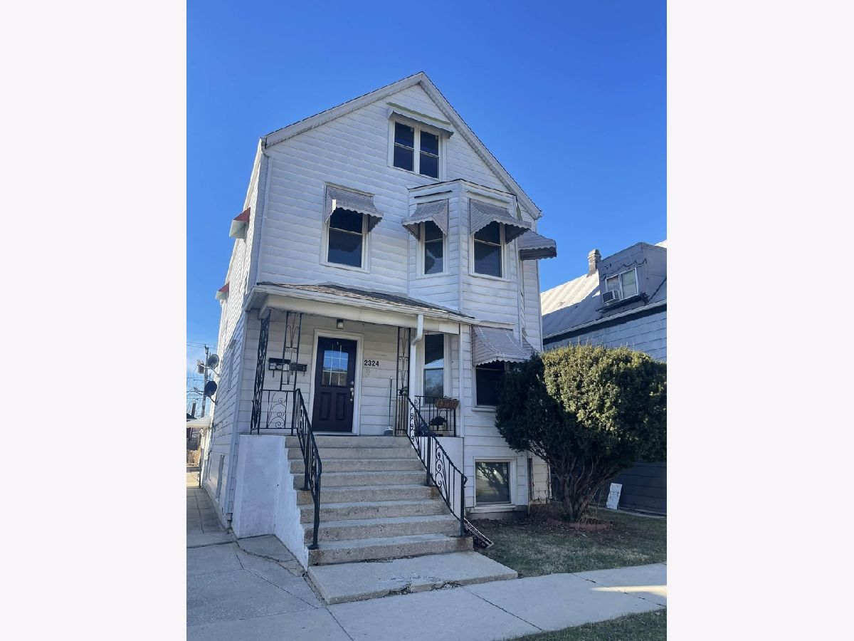  For Rent Berwyn Illinois, 2324 Clarence