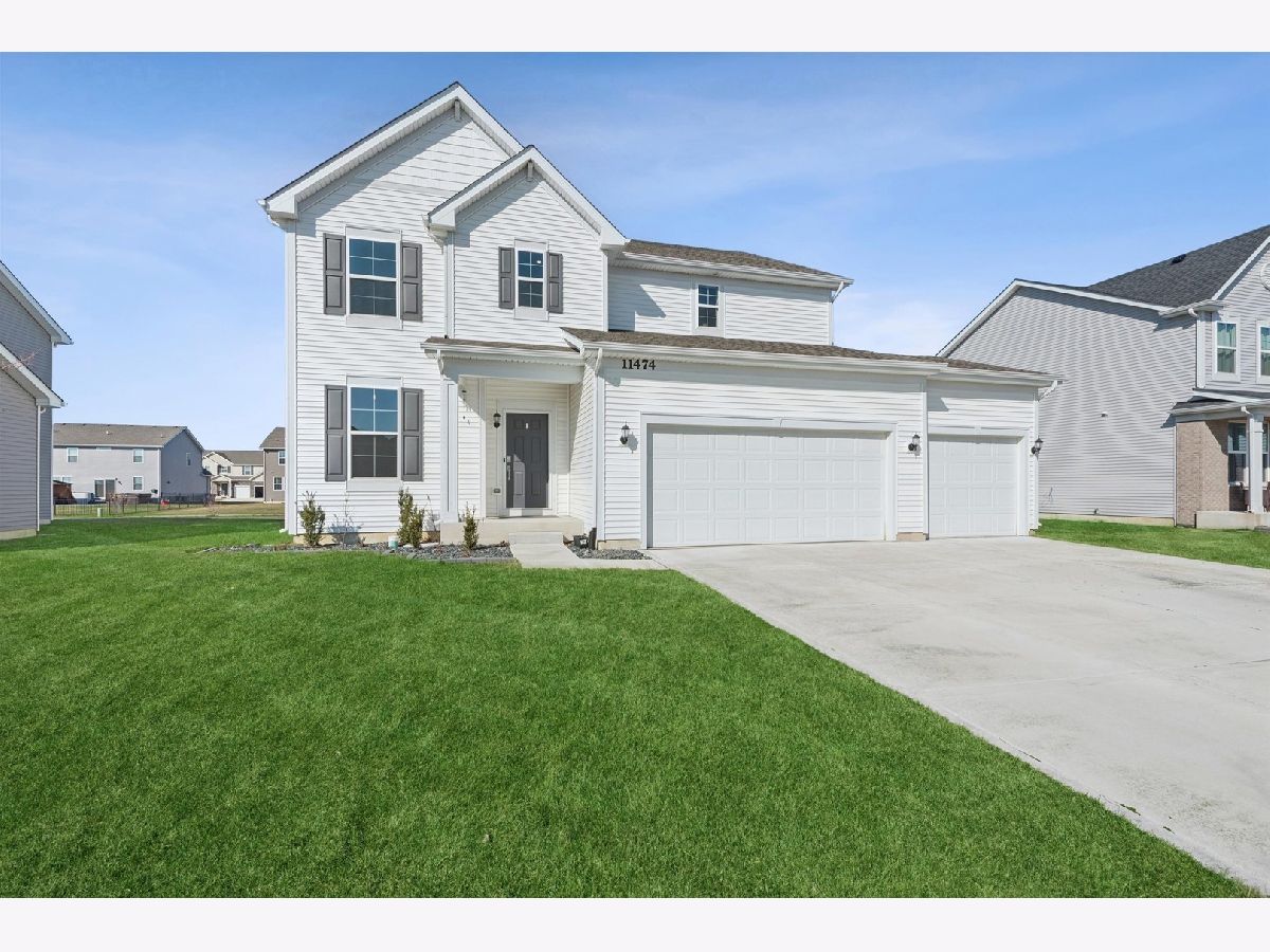  For Sale Crown Point Indiana, 11474 Iris Place