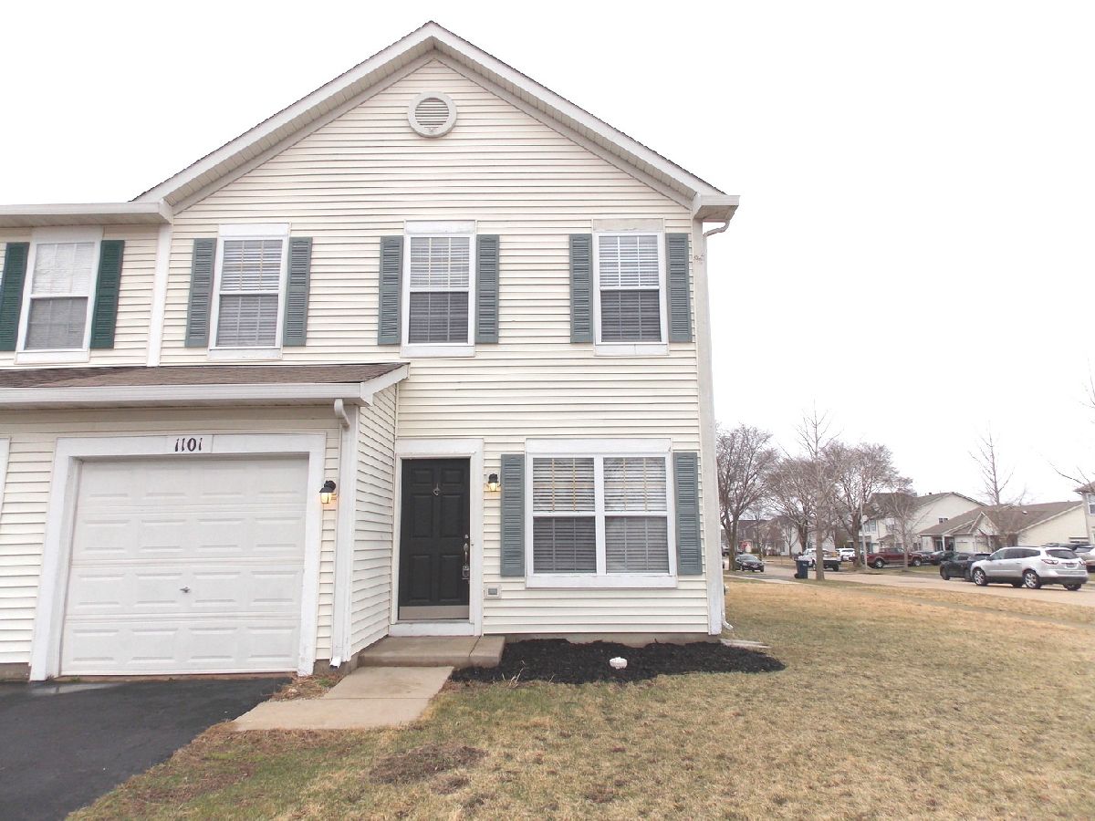  For Sale Minooka Illinois, 1101 Burns Lane