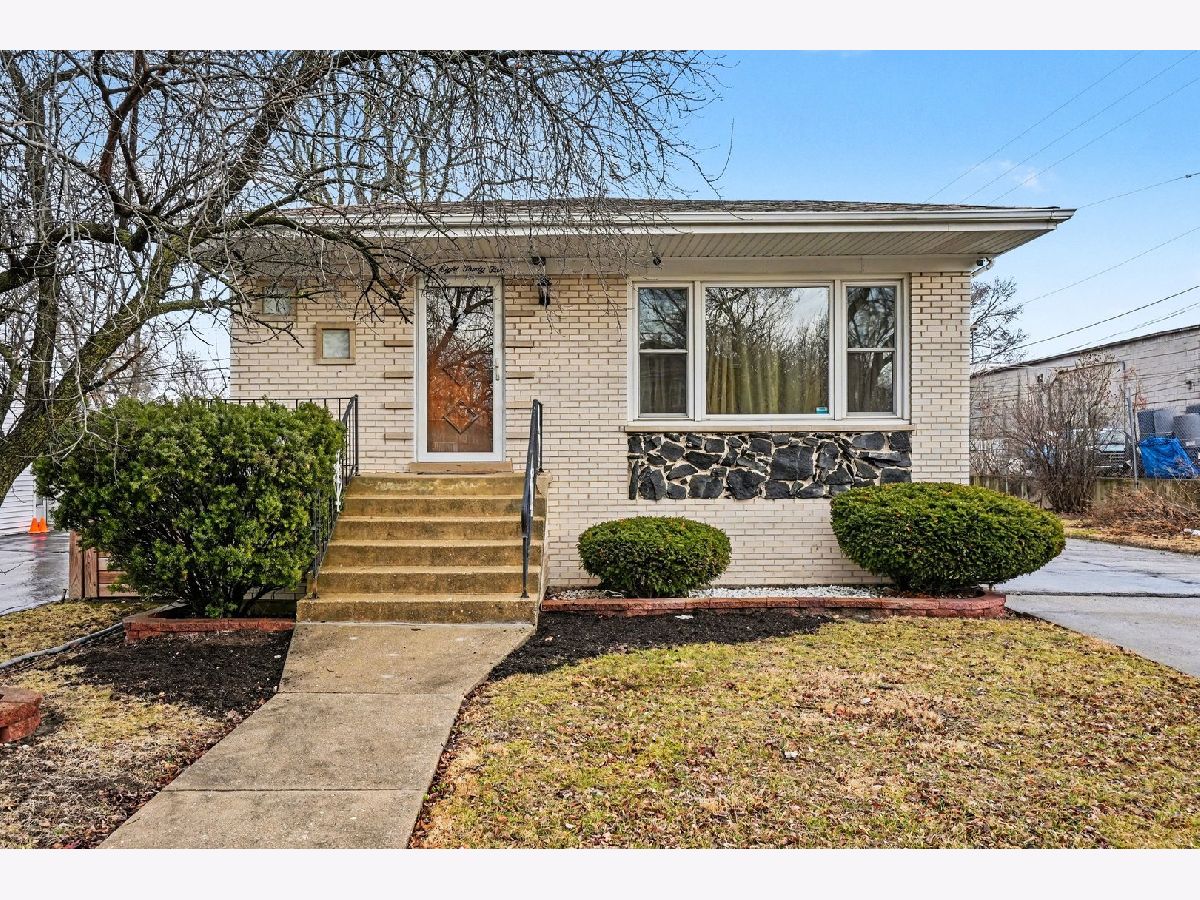  For Sale Oak Lawn Illinois, 9835 Rutherford Avenue