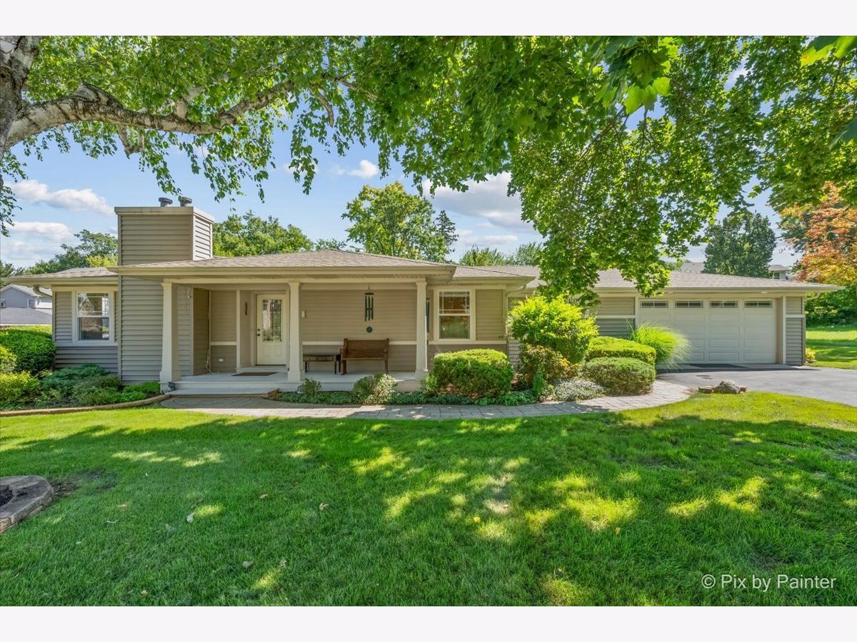  For Sale Wauconda Illinois, 418 Lake Shore Boulevard