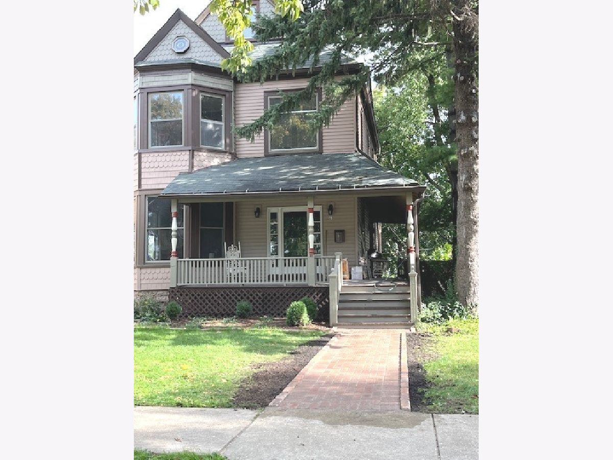  For Sale La Grange Illinois, 61 7 Avenue