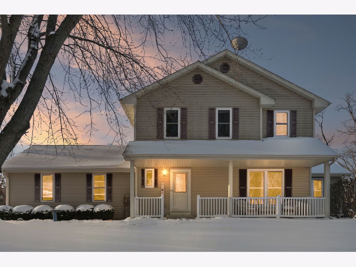  For Sale Twin Lakes Wisconsin, 2003 Matthew Avenue