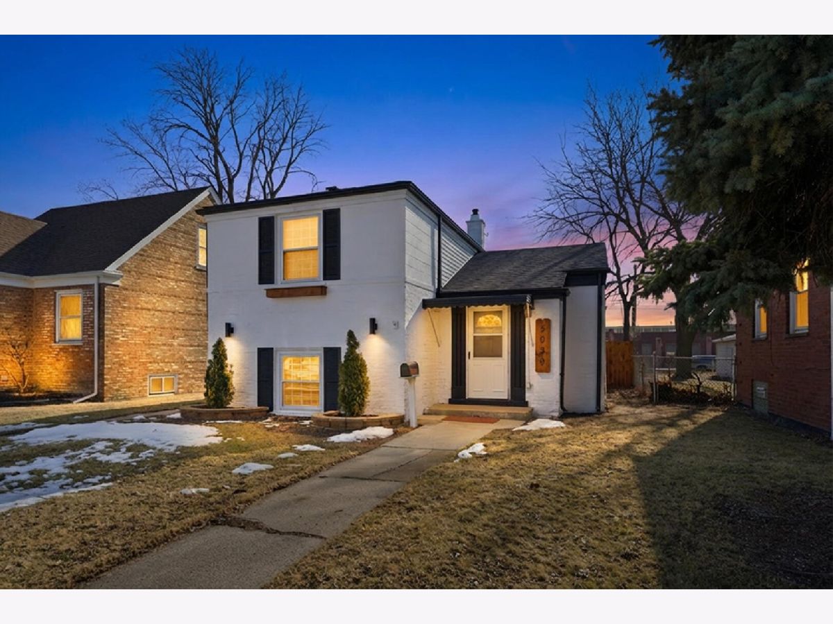  For Sale Chicago Illinois, 5039 64th Place