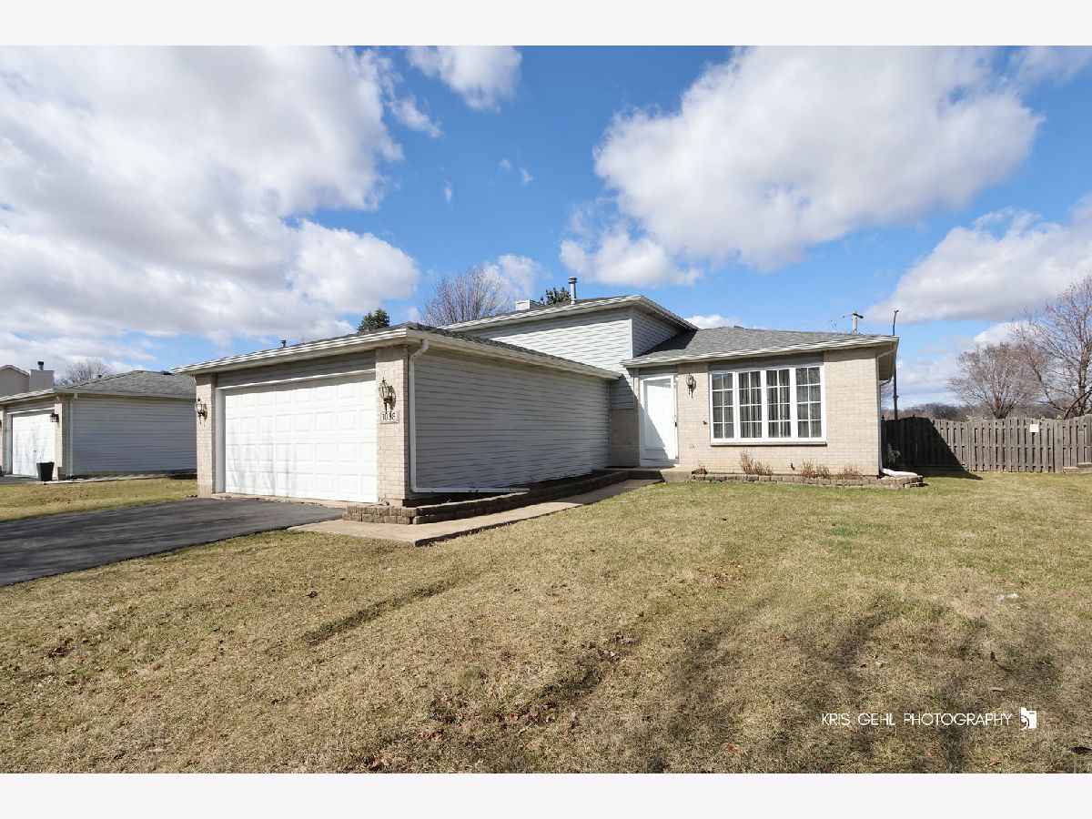  For Sale Romeoville Illinois, 1038 Redondo Drive