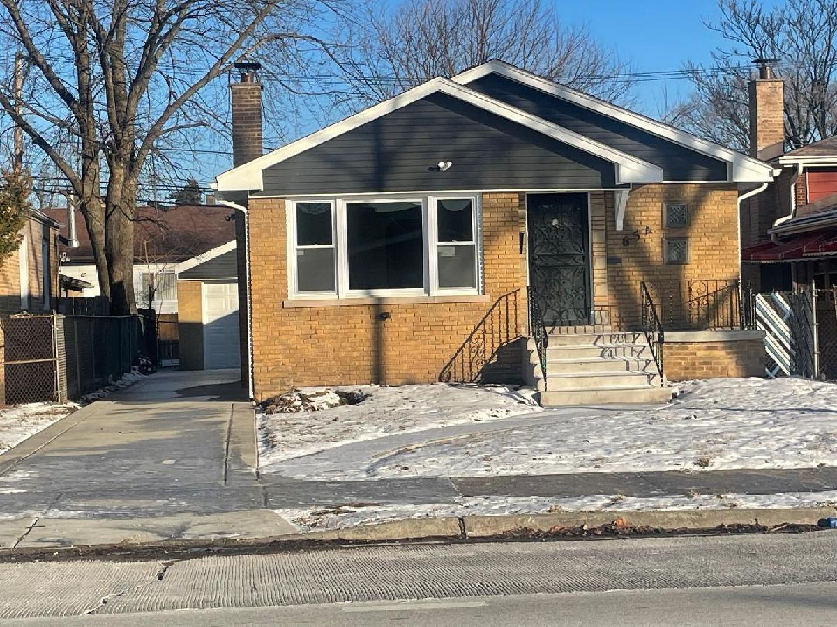 For Sale Chicago Illinois, 654 111th Street