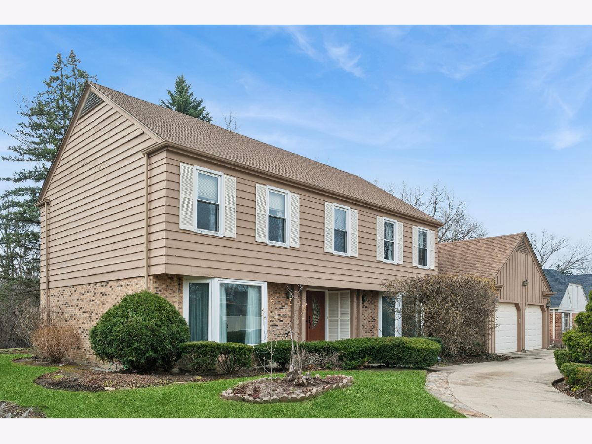 Homes For Sale Wood Oaks Glen Northbrook Illinois, 4111 Terri Lyn Lane