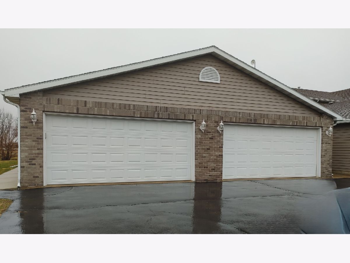  Sold Capron Illinois, 150 Wooster